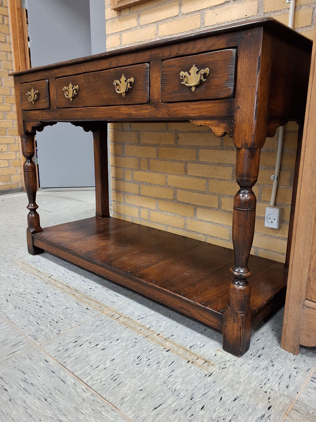 Vintage skrivebord massiv